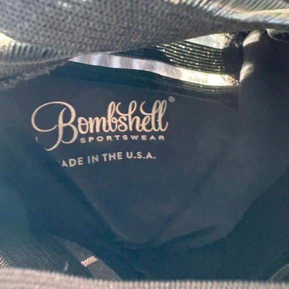 Bombshell Sportswear Black athletic pants - Picture 3 of 5